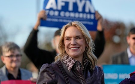 Right Now Would Be a Good Time for the GOP to Hit the Panic Button on TN-07