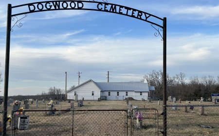 Prosecutor drops charges against one of three murder suspects in 1989 cold case