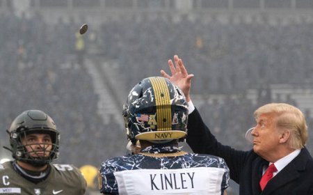 Donald Trump Announces Plans to Attend Army-Navy Football Game in Call with Service Members