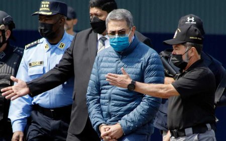 Trump says he plans to pardon former Honduran President Hernandez for 2024 drug trafficking sentence