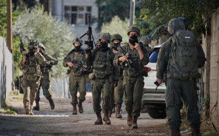 Israeli forces kill Palestinian men in West Bank after they appear to surrender