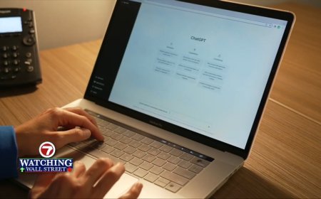 AI-assisted shopping is the talk of the holiday shopping season