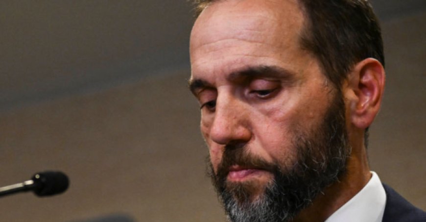 Pam Bondi: Jack Smith Seized Trump's Government-Issued Phone, Subpoenaed His Calls — 'An UNPRECEDENTED Action'