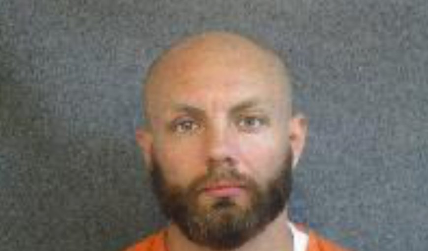 How a Walmart employee helped rescue a woman who said her boyfriend strangled her multiple times that day