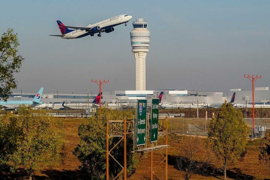 FAA cancels hundreds of flights, sparking holiday travel concerns amid ongoing Democrat shutdown