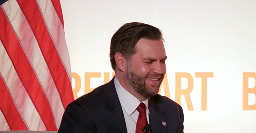 JD Vance Mocks Establishment Media Attending Breitbart Event: ‘I Can See Their Fake News Eyes’