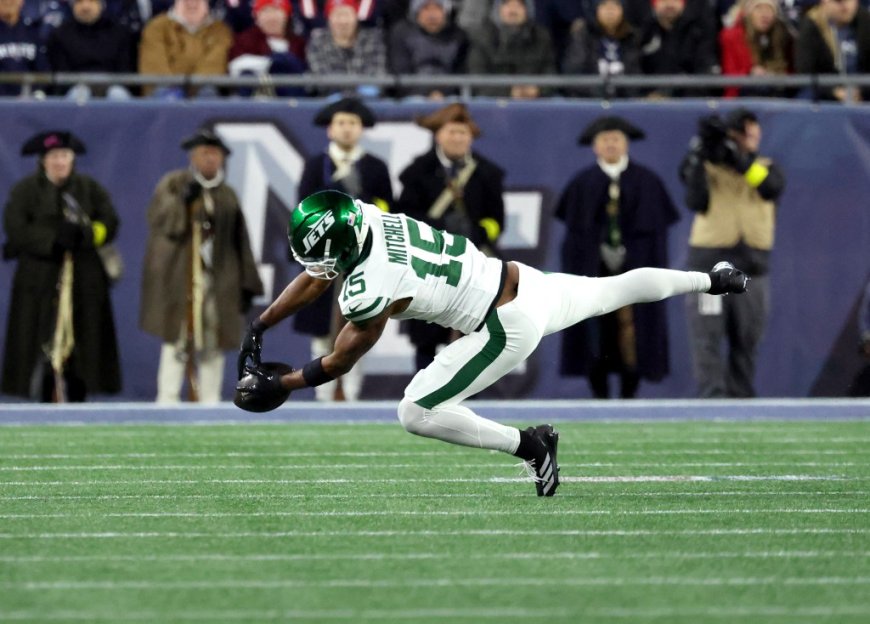 Jets not concerned over Adonai Mitchell’s ceiling following costly drops