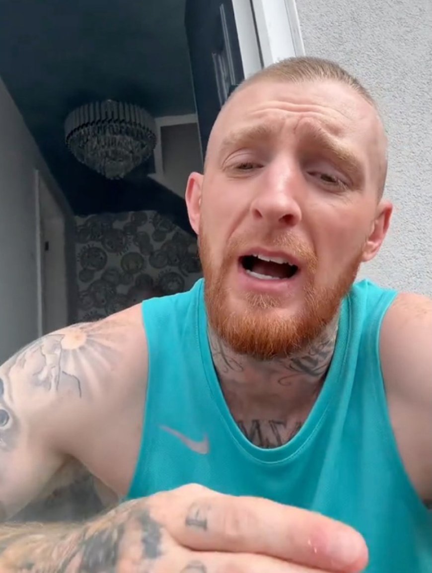 Callous critics blast broke parents for skimping on holidays: ‘If you can’t afford Christmas, you shouldn’t have kids’