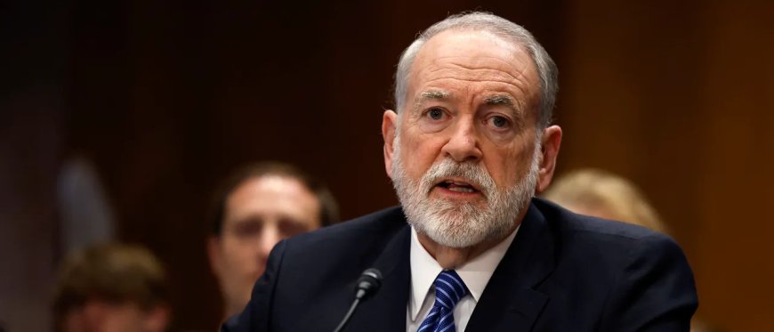 Who Is The ‘Israel First’ Spy Who Met With Mike Huckabee?