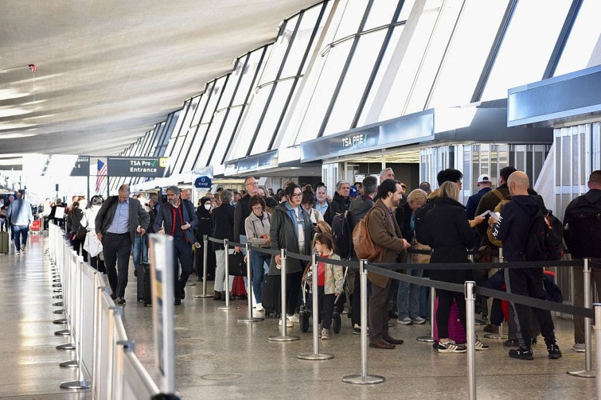 Flying For The Holidays? Prepare For The Busiest Thanksgiving Travel Week In 15 Years.