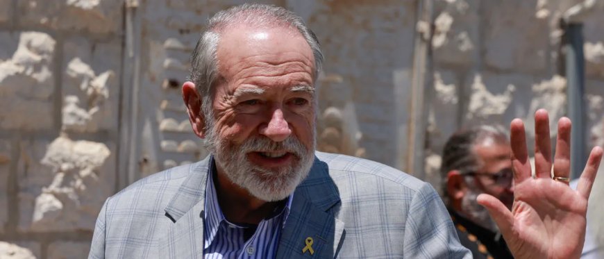 Mike Huckabee Should Probably Resign