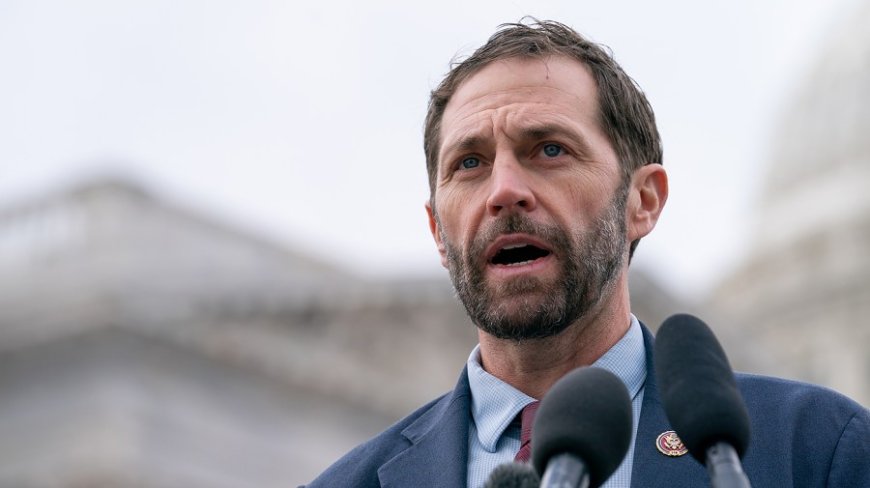 Democrat asks Capitol Police to investigate Trump sedition posts