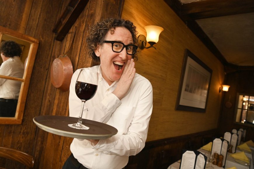 Popular influencer, The Bitchy Waiter, dishes on his craziest stories working in NYC restaurants — including the worst tip he ever received