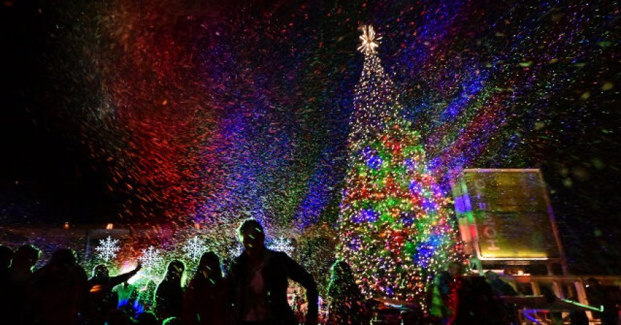 Four Injured in Shootout at North Carolina Christmas Tree Lighting Ceremony