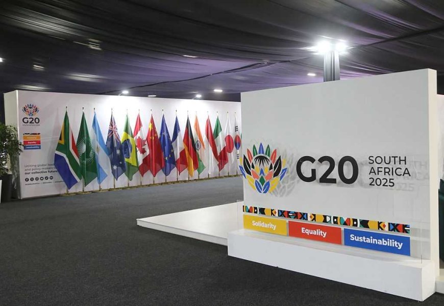 Leaders adopt a declaration at the start of South Africa's G20 summit despite US opposition