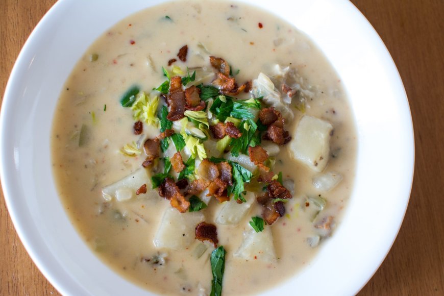 Christmas Clam Chowder Makes the Meal