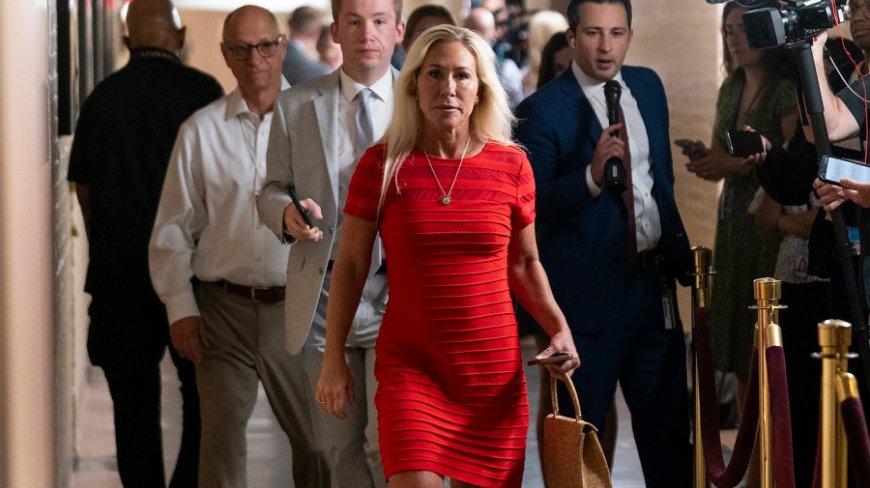 How politicians have reacted to Marjorie Taylor Greene's resignation news