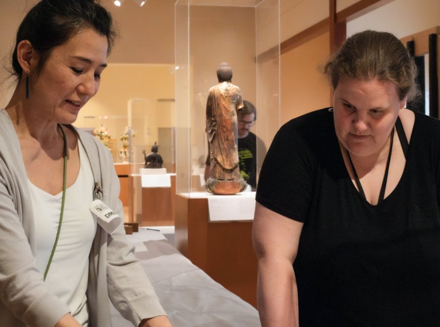 Installation of Nishiki Sugawara-Beda’s “KuroKuroShiro Kami – Four Seasons”