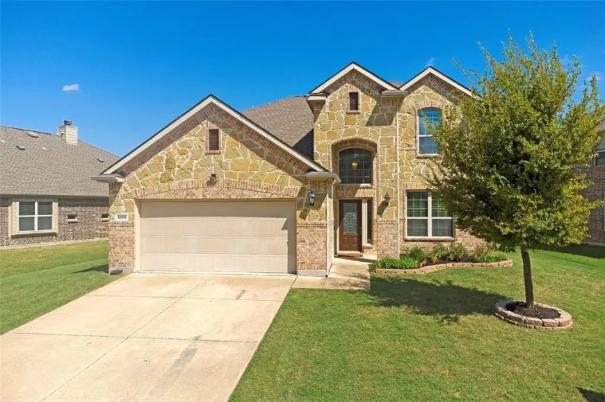 JUST LISTED:  Luxury Home For Sale in Frisco, TX in The Shores At Hidden Cove