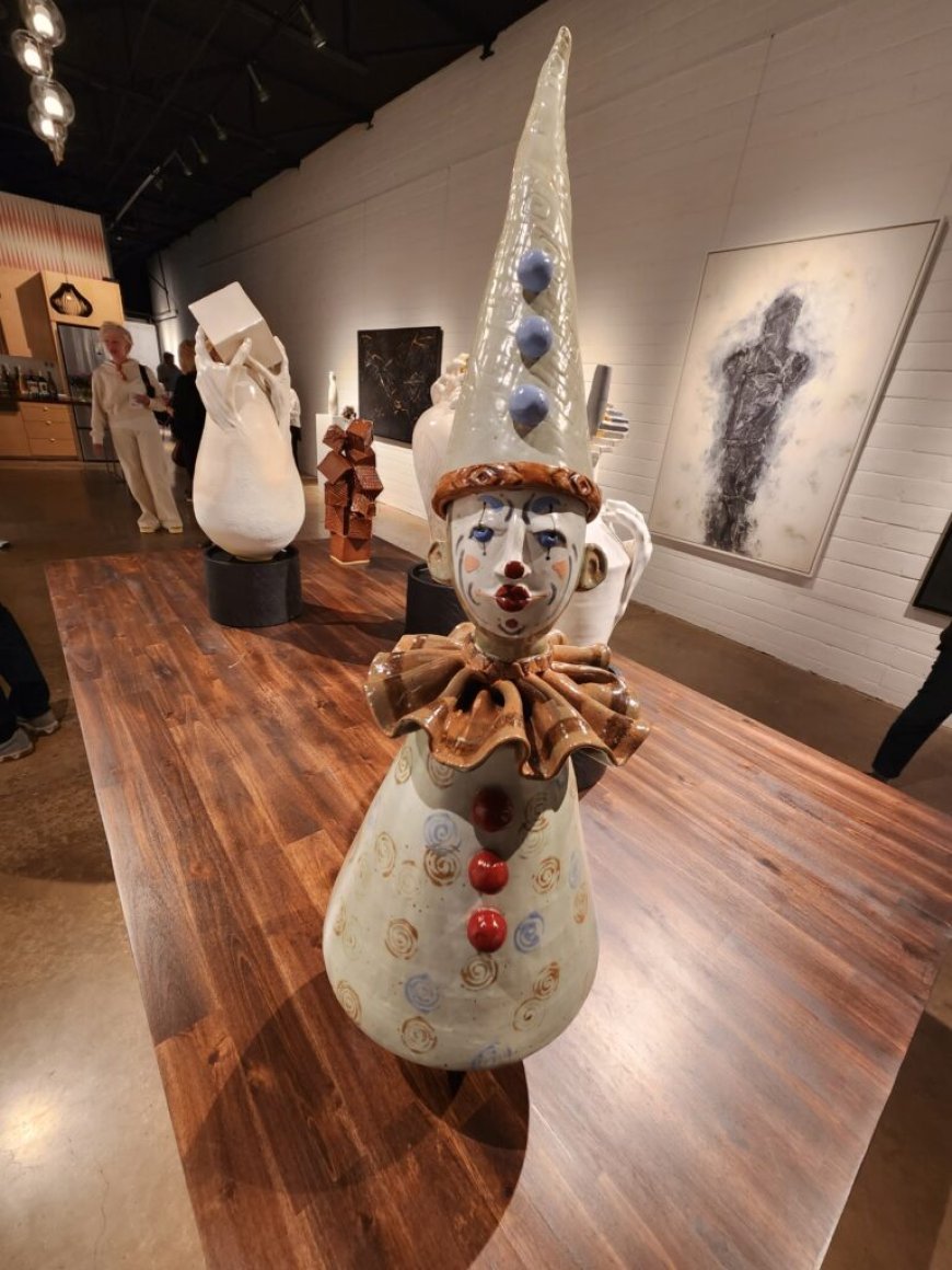 Visiting the Nuu Muse Art Gallery