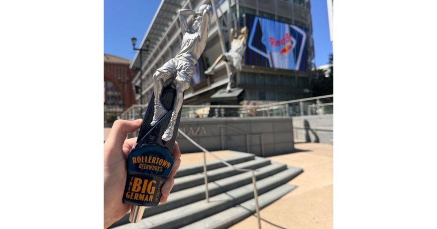 Rollertown launches tap handle to honor Dirk Nowitzki