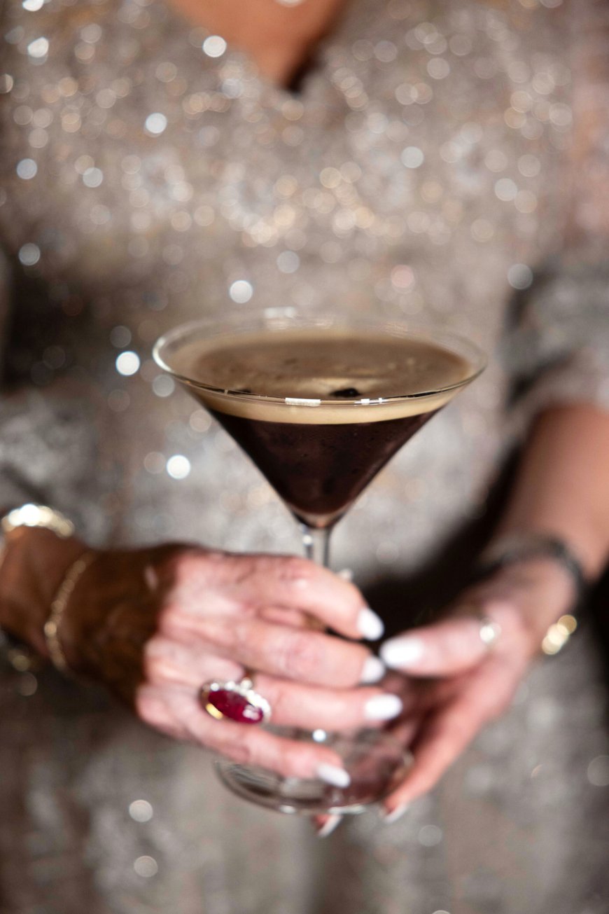 How To Incorporate Fall Colors Into Your Wedding Day