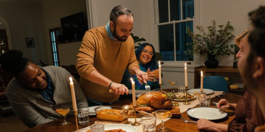 Thanksgiving Turkey Giveaway Becomes a Celebration in Miami Gardens