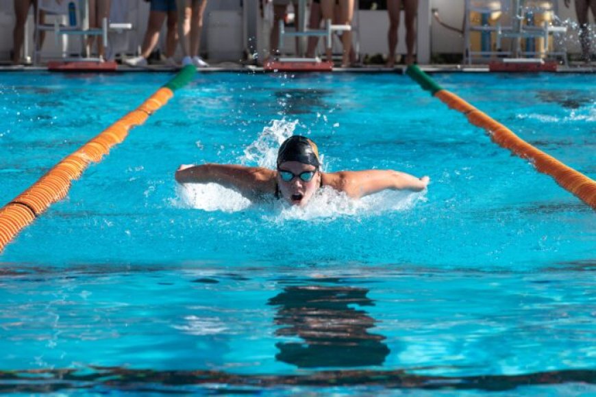 Miami swim secures sixth-place finish at Hawkeye Invitational