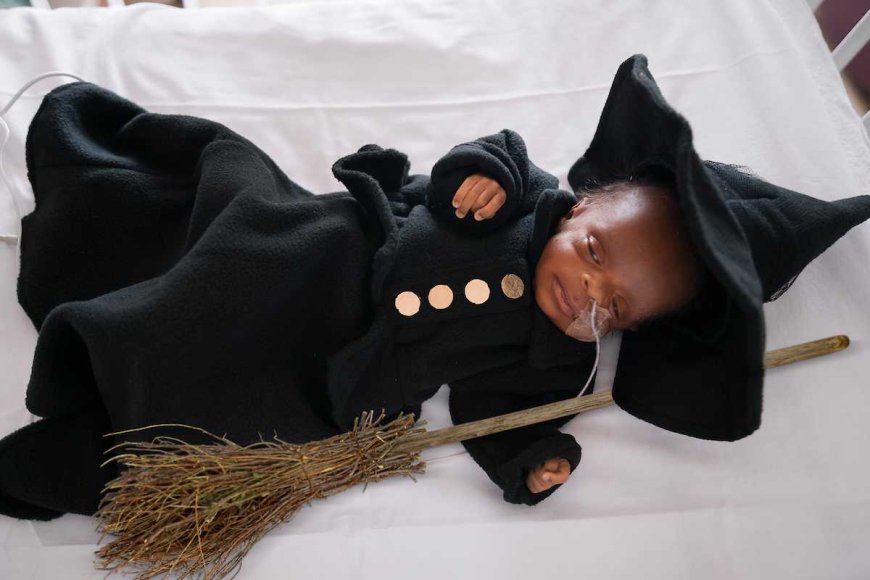 Babies dressed in 'Wicked' costumes at Ohio hospital