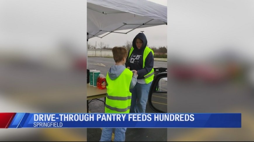 "The need is higher than ever": Hundreds served at drive-through food pantry ahead of Thanksgiving