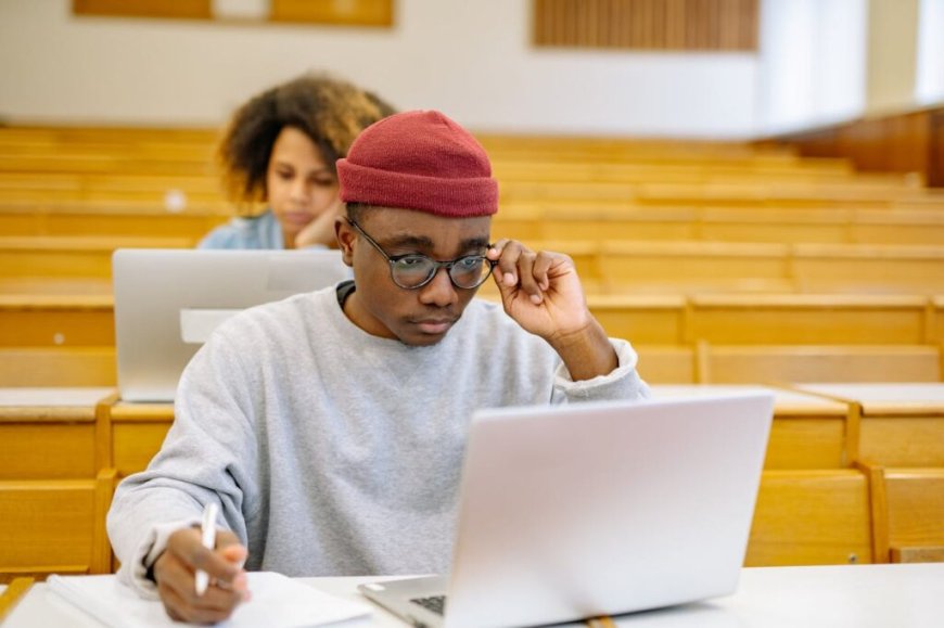 Howard Students And Professors Debate Role Of AI In Learning