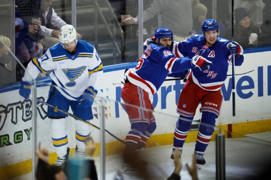 Rangers snap four-game skid with victory over Blues for just second home win of season