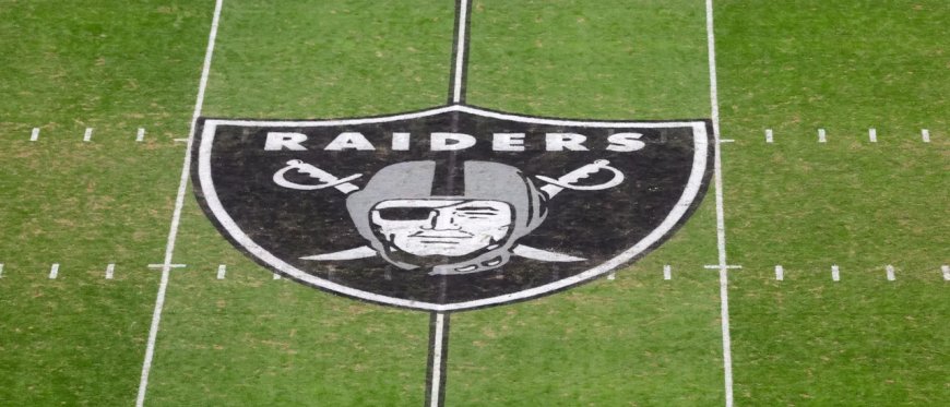 Raiders’ Fanbase Clobbers Each Other In Fight During Terrible Loss Against Browns