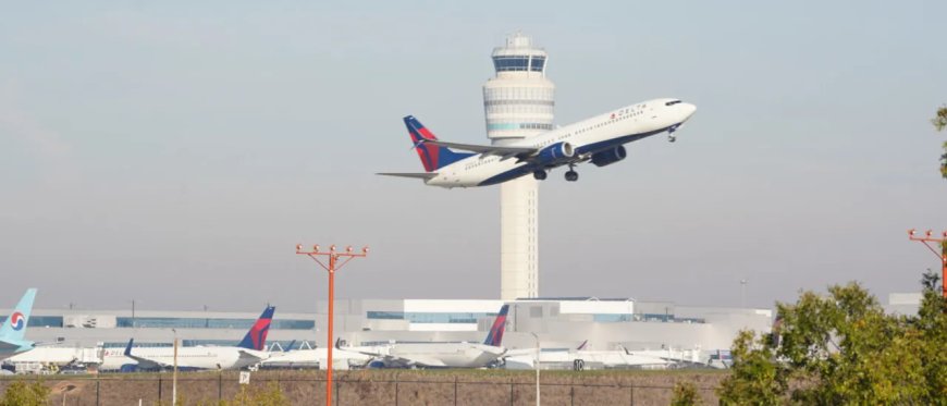 Flight Tower Evacuated At Atlanta International Airport As Severe Weather Disrupts Thanksgiving Travel