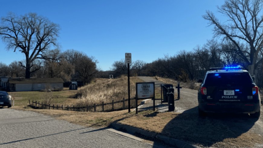 Police investigating suspicious death after man found dead along Manhattan trail