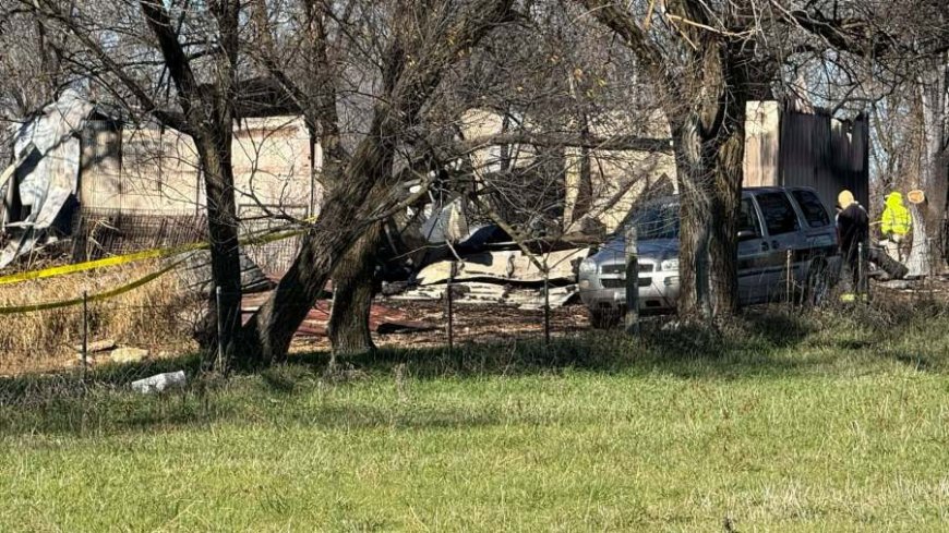 Employee killed in fire at fireworks facility in Missouri