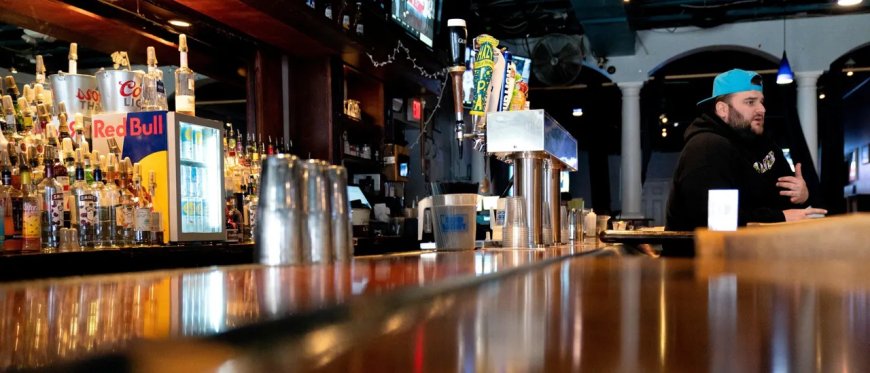 Bar Offers Free Beer To Anyone Who Helps ICE Deport An Illegal Immigrant