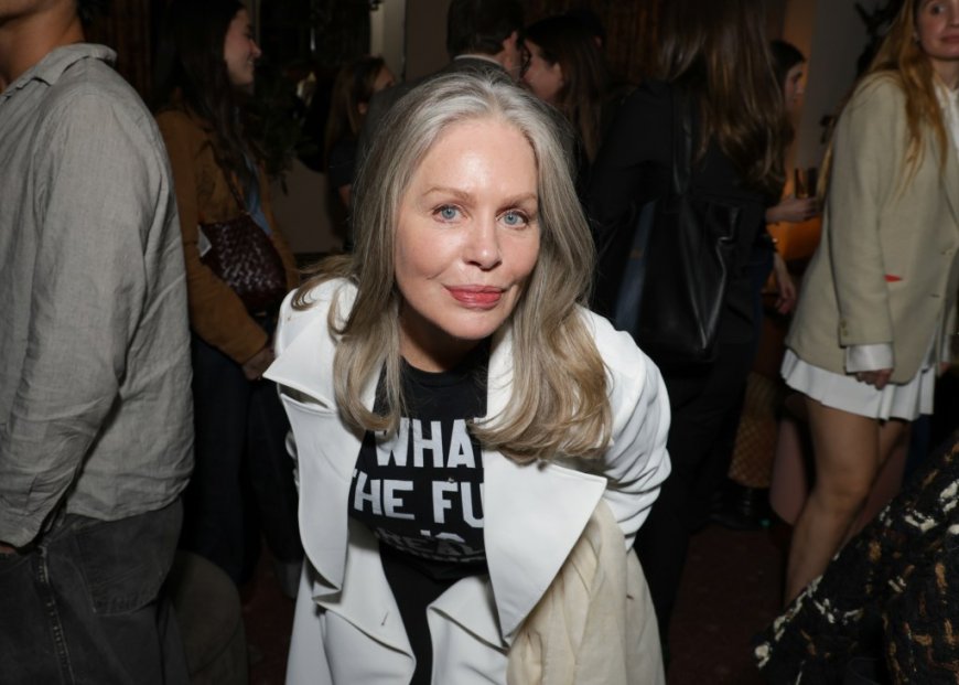 ‘National Lampoon’ star Beverly D’Angelo admits she likely gave up ‘bigger career’ after becoming mom at 49